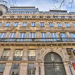 Urbanflat 102 - Large Opera District *