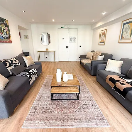 Urbanflat 102 - Large Opera District *