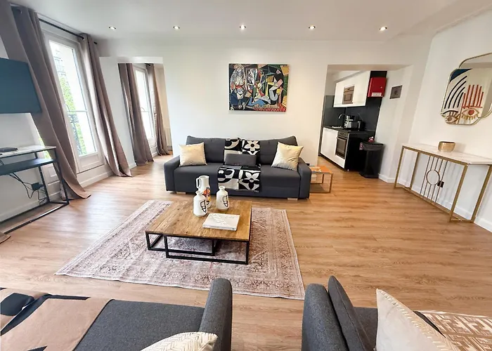 Urbanflat 102 - Large Opera District